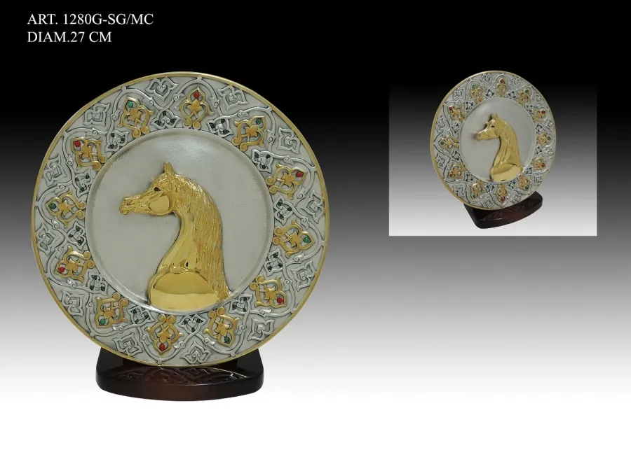 obrazek 1 Talerz dekoracyjny z motywem konia