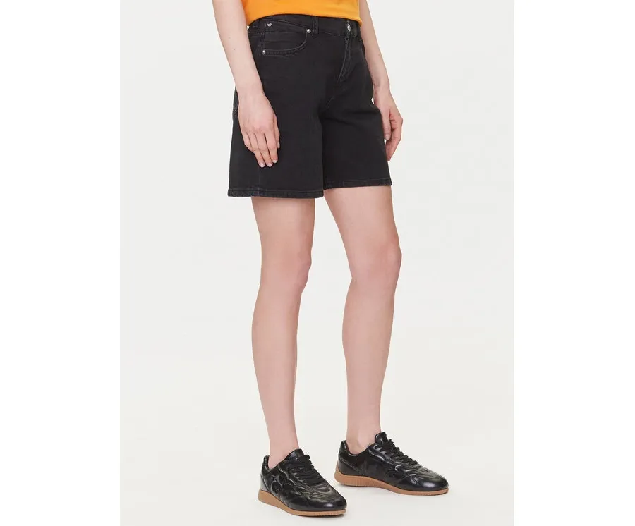obrazek 1 Mustang Szorty jeansowe Jodie 1016562 Czarny Regular Fit