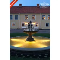 Picture Beautiful Fondi fountain with a ring
