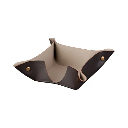 Zdjęcie Pojemnik na bloczek papieru 10х10хH4 cm wykonany ze skóry