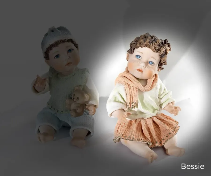 obrazek 1 Mała dziewczynka z porcelany - Sibania
