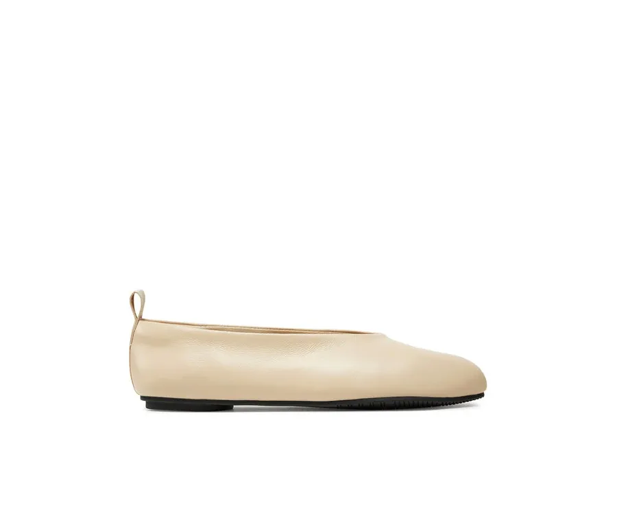 obrazek 1 Calvin Klein Jeans Baleriny Ballerina Leather YW0YW01803 Beżowy