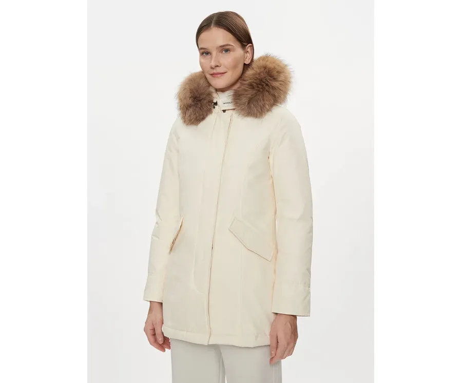obrazek 1 Woolrich Kurtka puchowa Arctic Raccoon CFWWOU0538FRUT0001 Écru Regular Fit