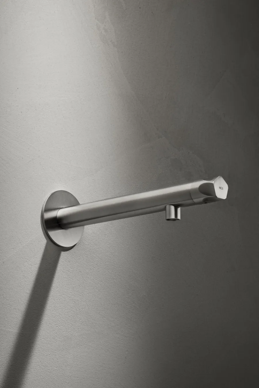 obrazek 1 Oryginalna łazienkowa bateria ścienna jednouchwytowa ze stali nierdzewnej