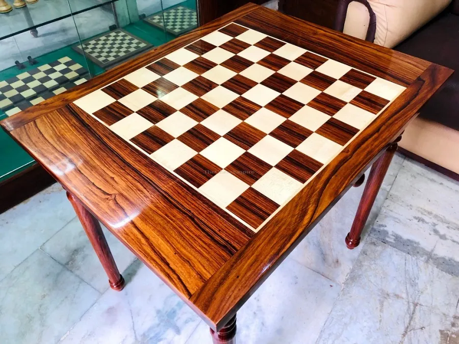 obrazek 1 Ekskluzywny stół szachowy z serii Prestige idealny na prezent - The Chess Empire
