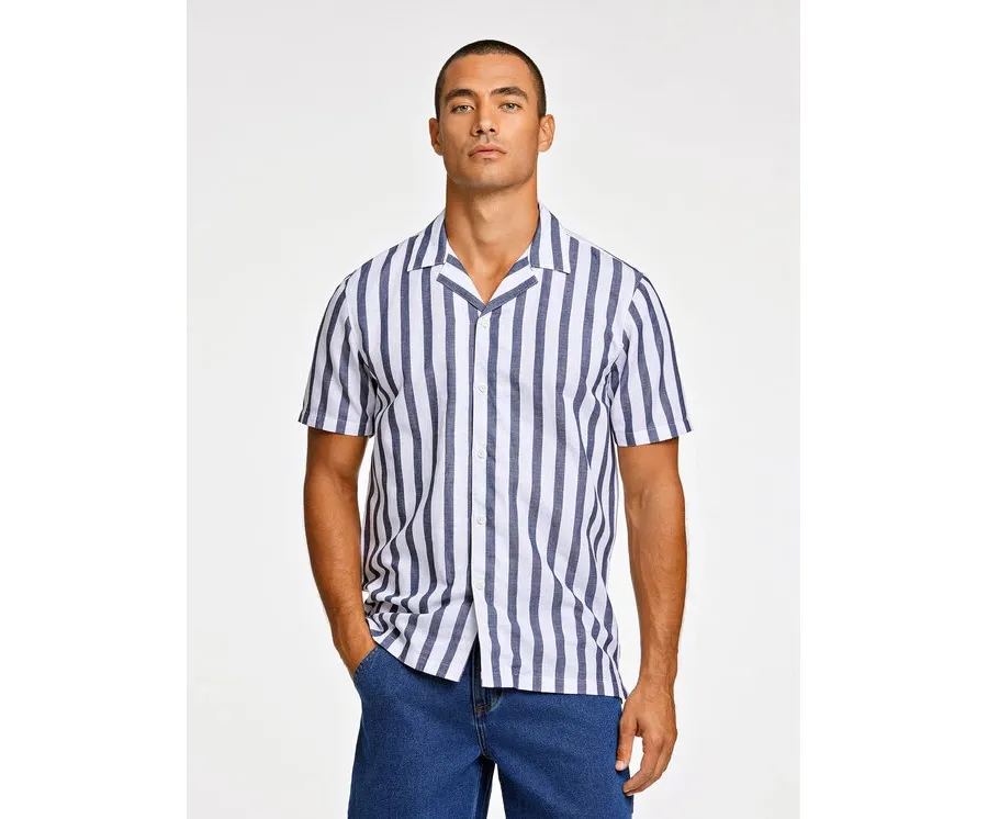 obrazek 1 Lindbergh Koszula 30-203321 Granatowy Relaxed Fit