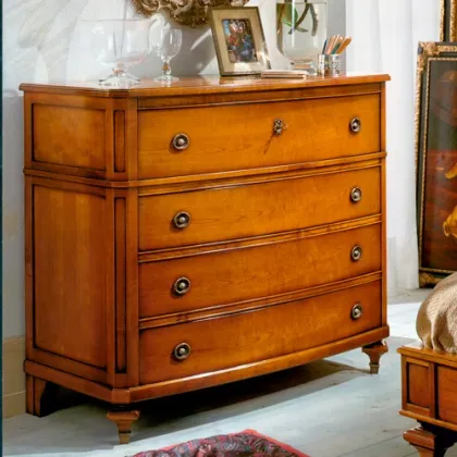 Zdjęcie Włoska komoda z czterema szufladami