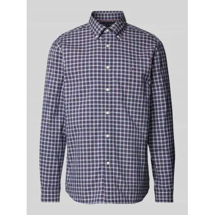 Zdjęcie Koszula casualowa o kroju regular fit z kołnierzykiem typu button down