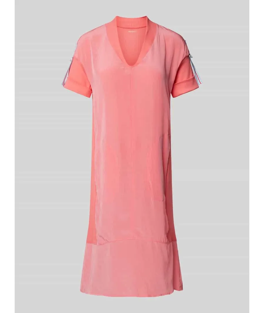 obrazek 1 Sukienka o długości do kolan w jednolitym kolorze z dekoltem w serek