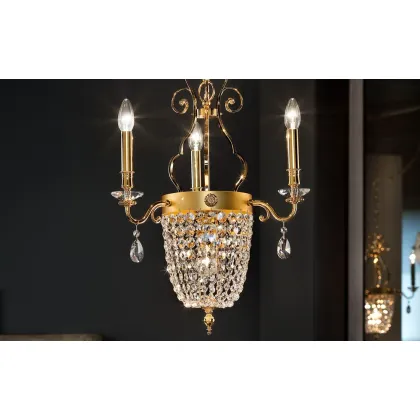 Picture Gold chandelier with crystal accessories - Elegantia