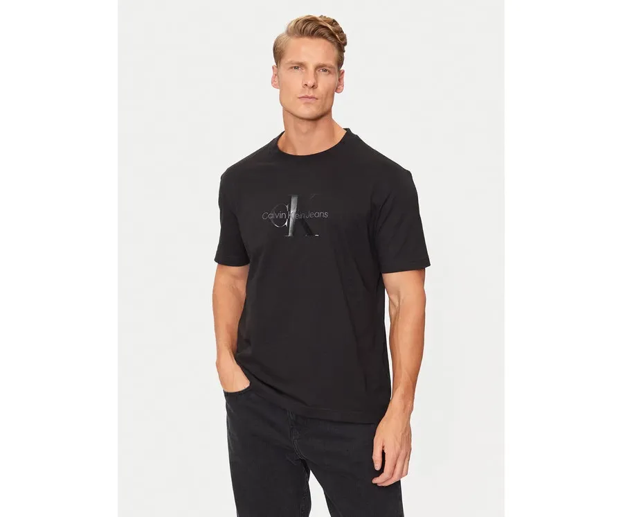 obrazek 1 Calvin Klein Jeans T-Shirt Shiny Monologo J30J327109 Czarny Regular Fit