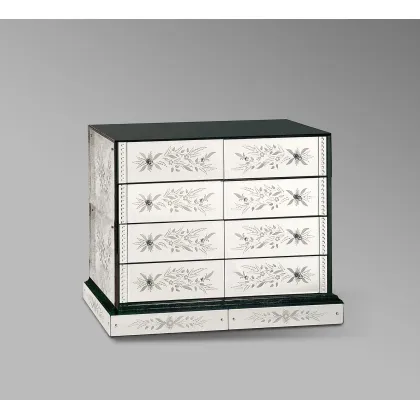 Zdjęcie Mebel-komoda w stylu weneckim z pokryciem ze szlifowanego, ręcznie grawerowanego kryształu