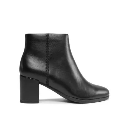 Zdjęcie Clarks Botki Freva55 Zip 261747974 Czarny