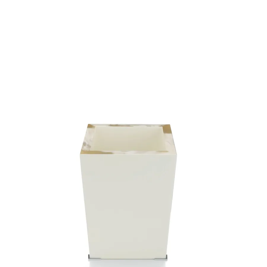 picture 1 An elegant litter bin for a stylish bathroom - Arcahorn