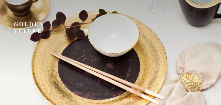 obrazek 2 Ekskluzywny porcelanowy talerz Golden Velvet do jadalni