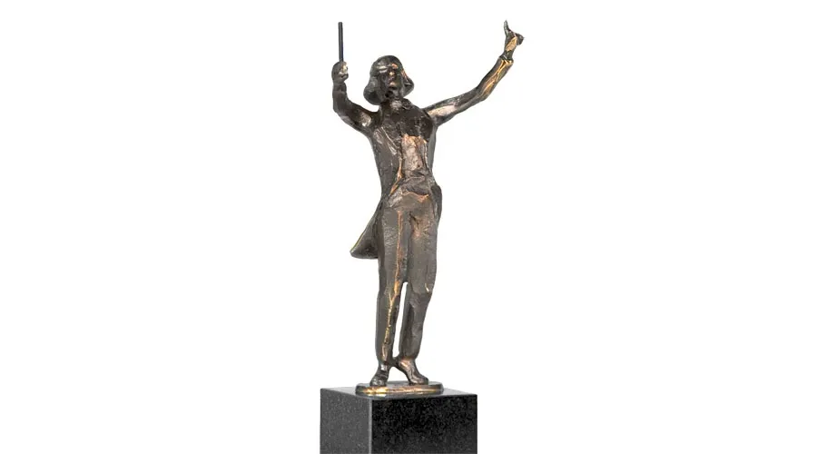 obrazek 1 Prestiżowa statuetka wykonana z platerowanego brązu 