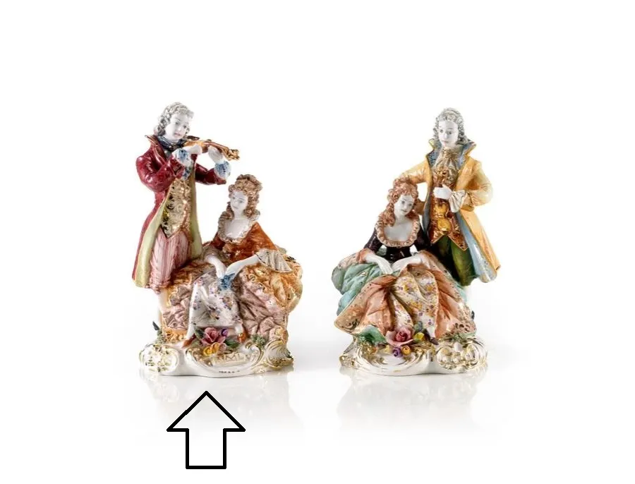 picture 1 Italian baroque figure of a man playing the violin and a listening woman made of ceramics - Ceramiche ML