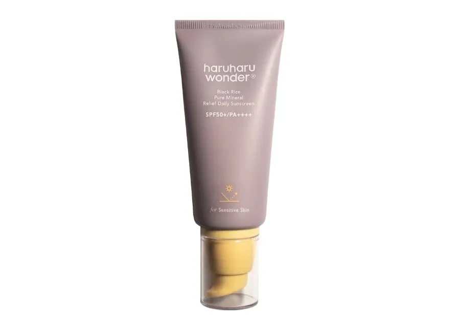 obrazek 1 Haruharu Wonder Black Rice Pure Mineral Relief Daily SPF50+/PA++++ Sunscreen 50 ml HaruHaru