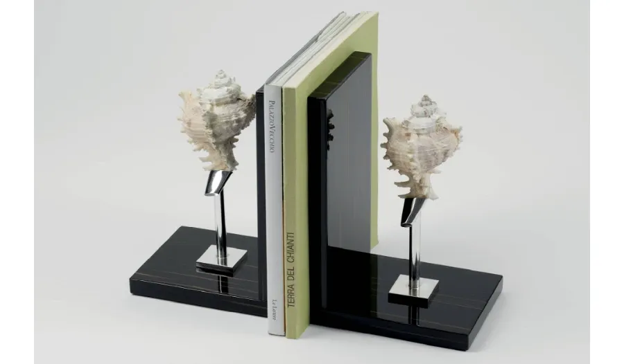 picture 1 A stylish pair of ebony bookends