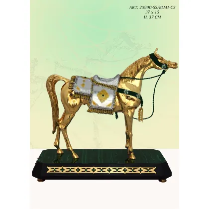 Zdjęcie Stylowa figura królewskiego konia