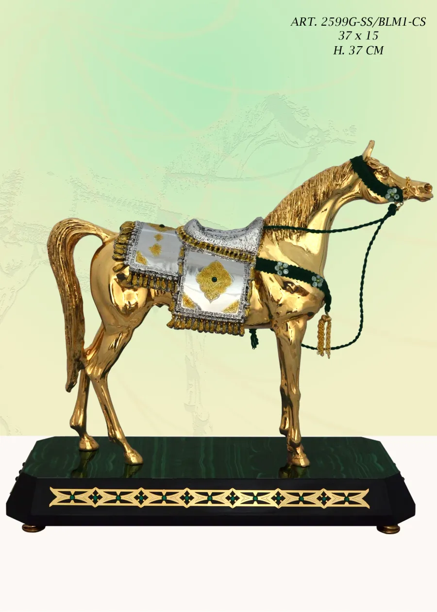 obrazek 1 Stylowa figura królewskiego konia