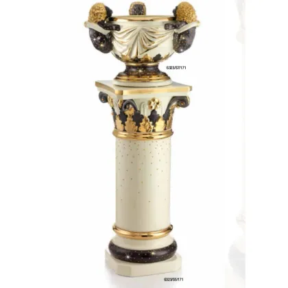 Picture Italian decorative column in shades of beige, black and gold