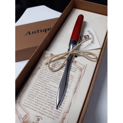 Picture Tagliacarte piccolo letter opener