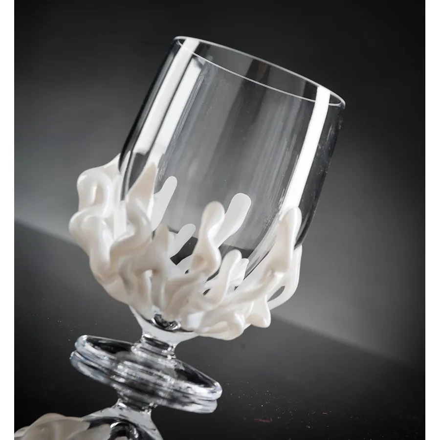 picture 2 Glamorous glass with white flame by Luxury Products