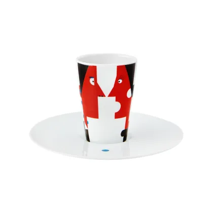 Zdjęcie Stylowa porcelanowa filiżanka do kawy ze spodkiem