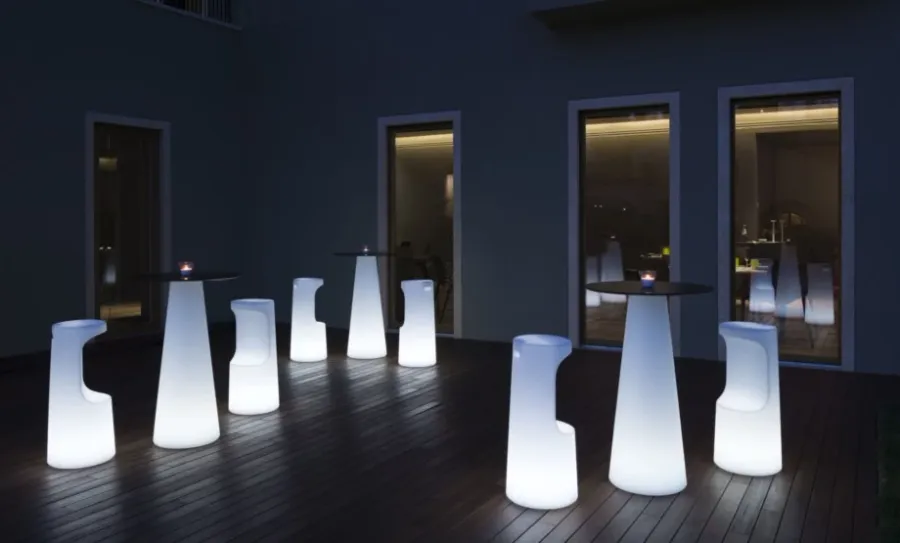 obrazek 3 Nowoczesny elegancki stół na taras i do wnętrz podświetlany lampą led - Plust
