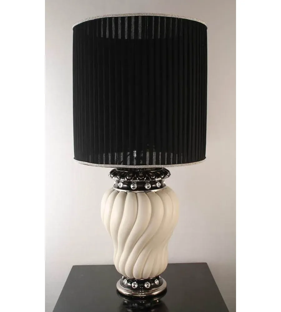 obrazek 1 Stylowa lampa z czarnym abażurem