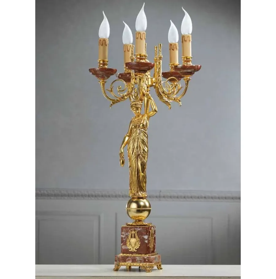 obrazek 1 Zdobiona lampa stołowa od włoskiego producenta