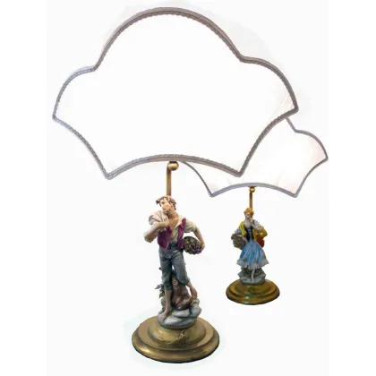 Zdjęcie Para porcelanowych lamp G. Pellati, przedstawiających go i ją, sygnowana na złotej podstawie