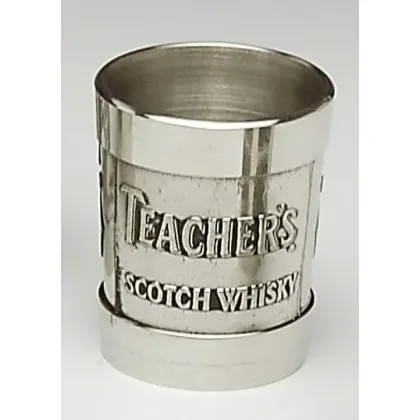 Zdjęcie Stylowa miarka do szkockiej whisky Teacher’s z cyny