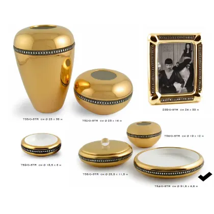 Picture A wonderful, beautifully decorated large bowl/plate - Bruno Costenaro