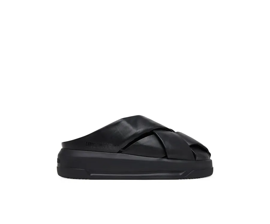 obrazek 1 LOVE MOSCHINO Sneakersy JA15555G0MIE0000 Czarny