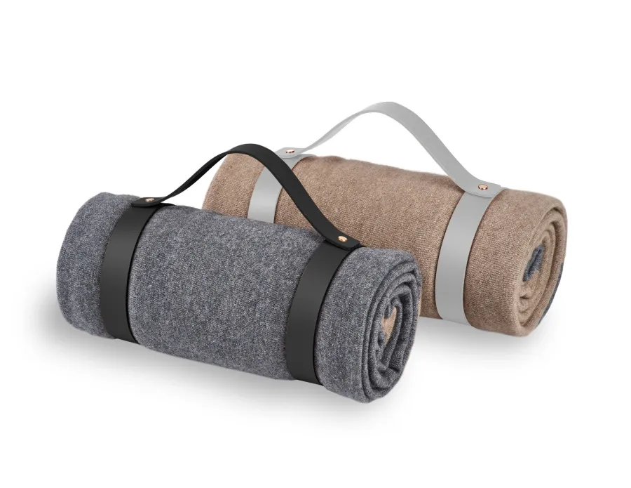 obrazek 4 Stylowy skórzany pas do koca w kolorze czarnym