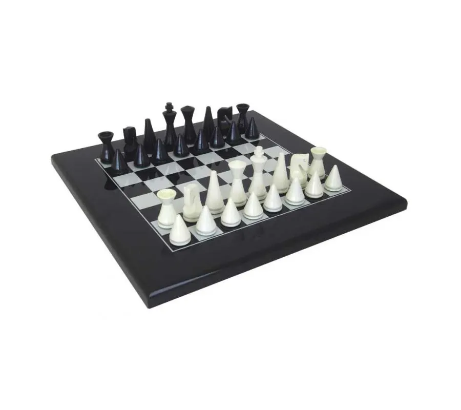 obrazek 1 Drewniany komplet: szachownica 50 cm + figury