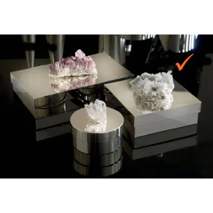 Picture A prestigious box made of nickel-plated brass decorated with celestine