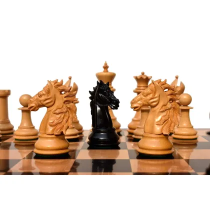 Zdjęcie Oryginalne pionki szachowe z kolekcji Alexander Stallion - The Chess Empire