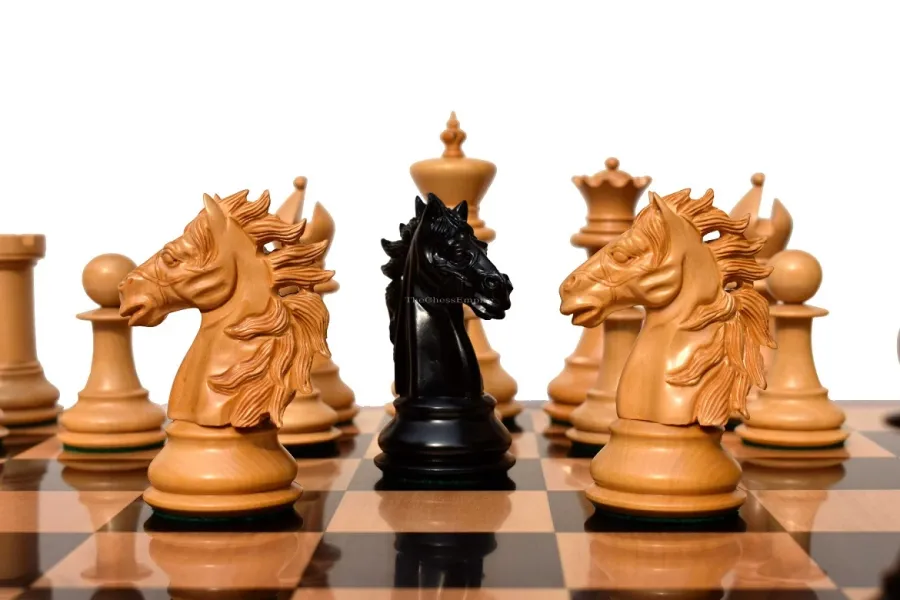 obrazek 1 Oryginalne pionki szachowe z kolekcji Alexander Stallion - The Chess Empire