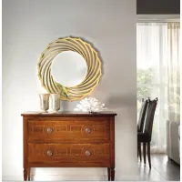 Zdjęcie Piękne włoskie lustro do salonu w złotej ramie