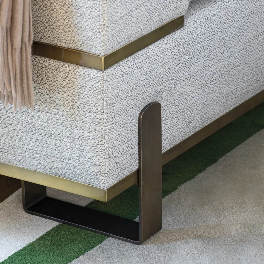 obrazek 5 Elegancki włoski fotel do salonu - styl modernistyczny