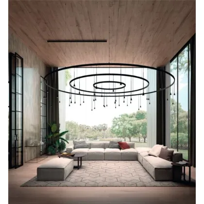 Zdjęcie Piękna lampa wisząca, żyrandol do nowoczesnych aranżacji wnętrz