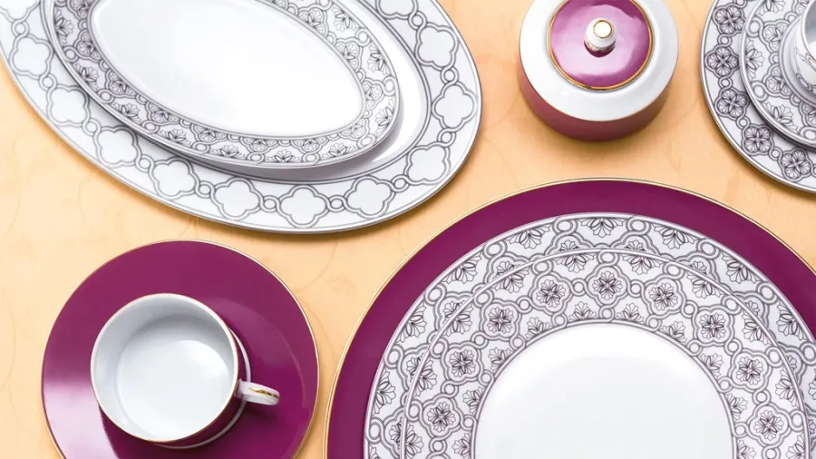 obrazek 2 Elegancka porcelanowa sosjerka z kolekcji Dynasty prosto z Portugalii - Porcel