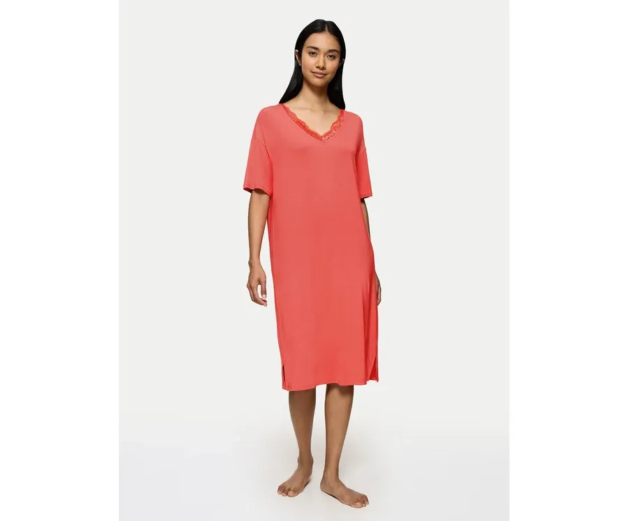 obrazek 1 Triumph Koszula nocna Timeless Sensuality 10222628 Koralowy Relaxed Fit