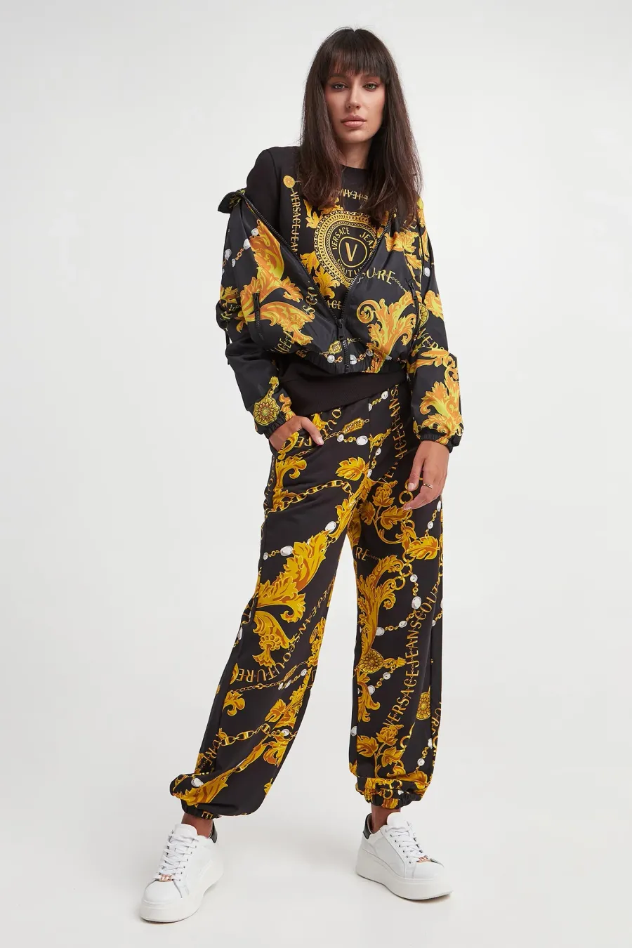 obrazek 1 Spodnie dresowe damskie VERSACE JEANS COUTURE Versace Jeans Couture