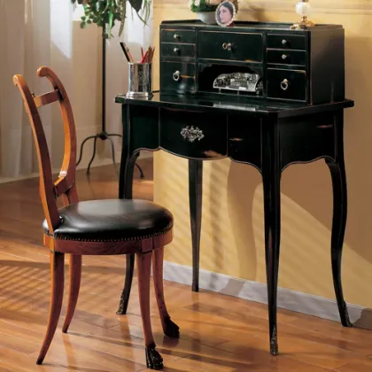 Zdjęcie Antyczne biurko z podnoszonym i wyjmowanym blatem