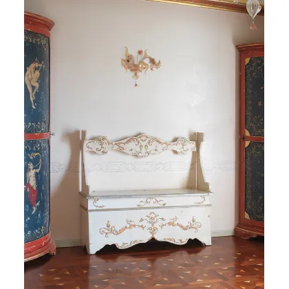 Zdjęcie Luksusowa włoska komoda w stylu renesansowym do wyjątkowego wnętrza