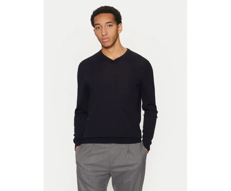 obrazek 1 Guess Sweter M5RR37 Z3LZ0 Granatowy Regular Fit